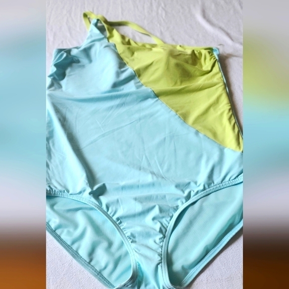 Lands' End 2 colored-par lemon 1 shoulder 1pc Sz. 18 Swimsuit - Picture 1 of 9